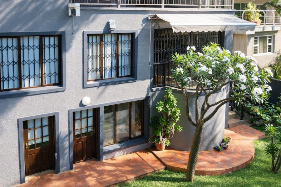 5 Bedroom Property for Sale in Meerhof North West